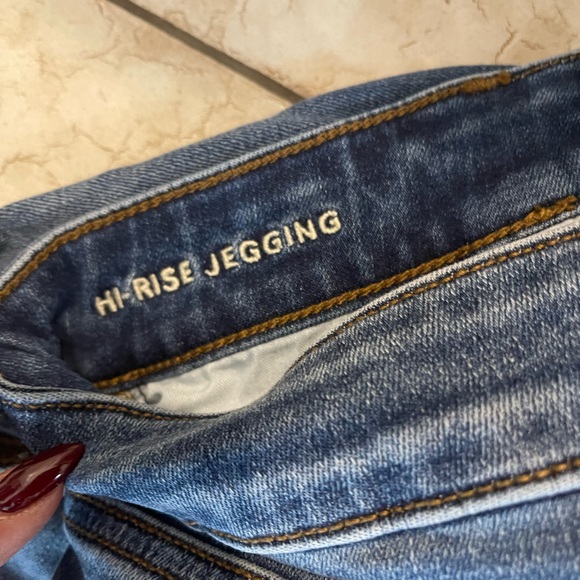 NWOT AMERICAN EAGLE HI-RISE JEGGINGS - Picture 3 of 4